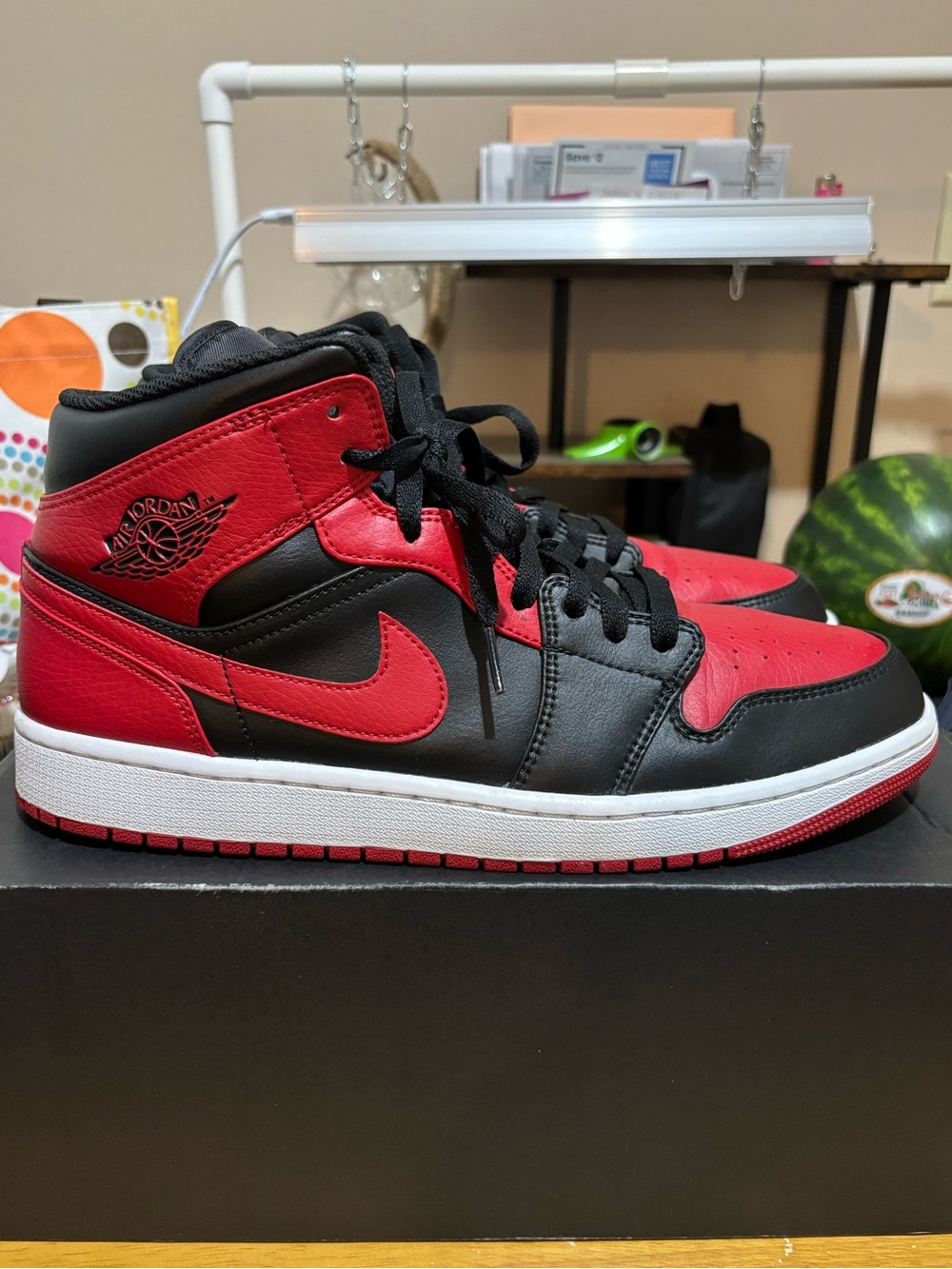 NIKE JORDAN 1 MID BANNED MENS SNEAKERS.
